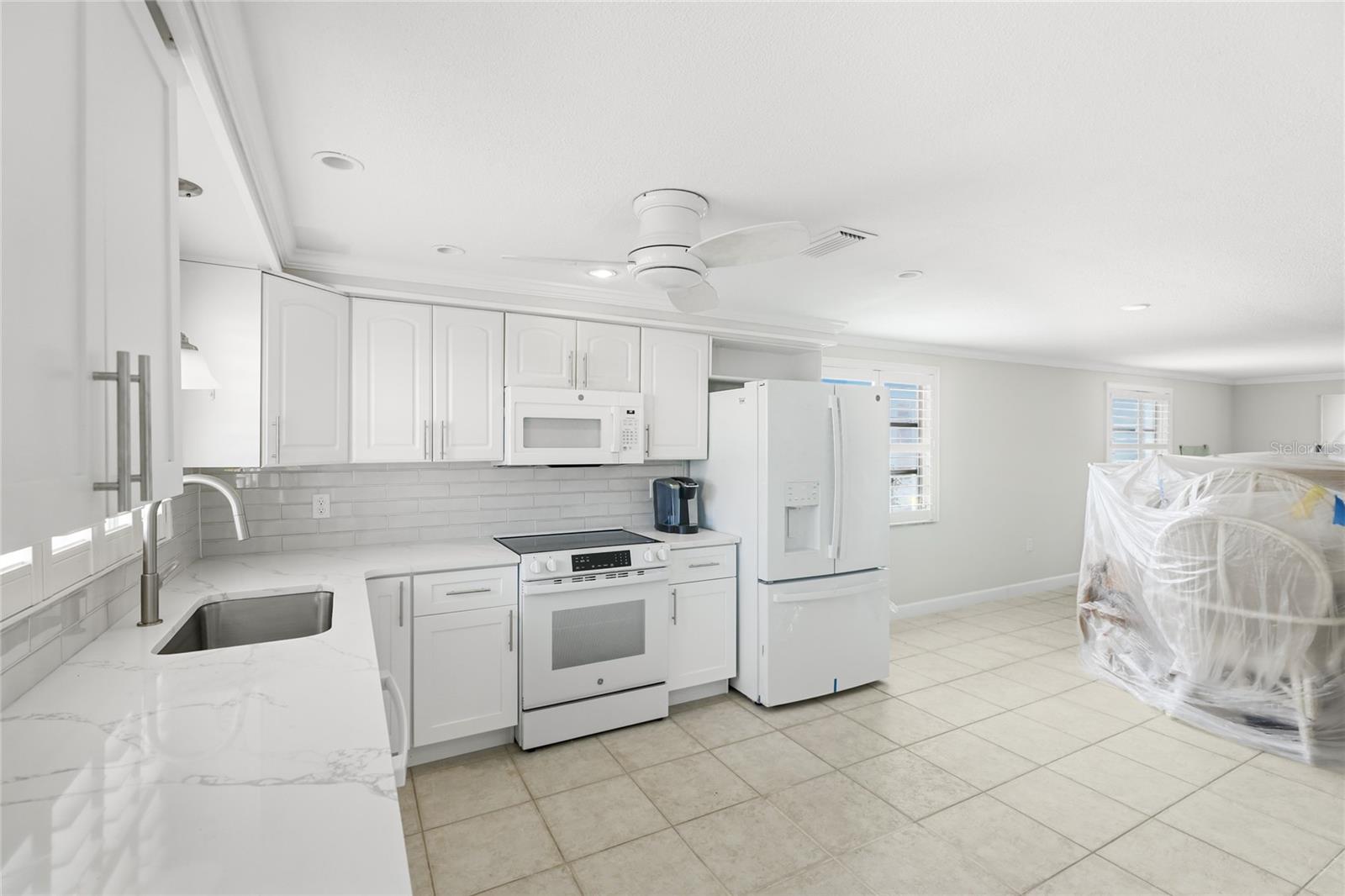 SPANISH MAIN YACHT CLUB CONDO - Residential