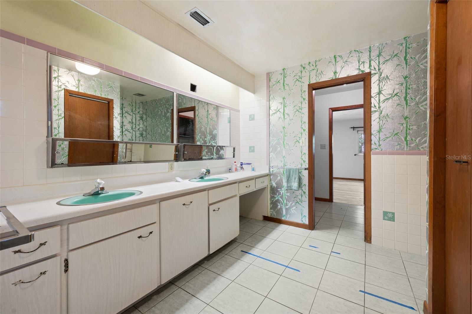 BRYWOOD ADD #1 - Residential