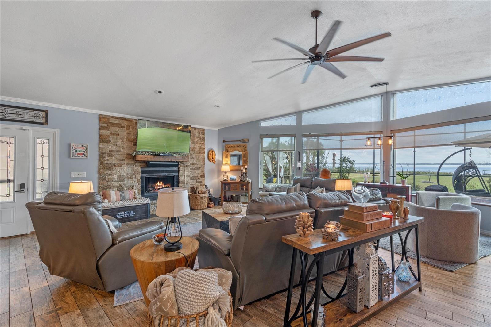 ACREAGE & UNREC - Residential
