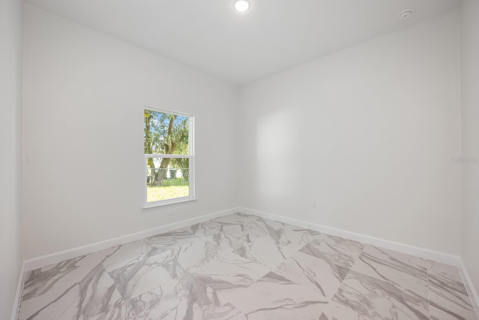 LINCOLN PARK SUBD - Residential