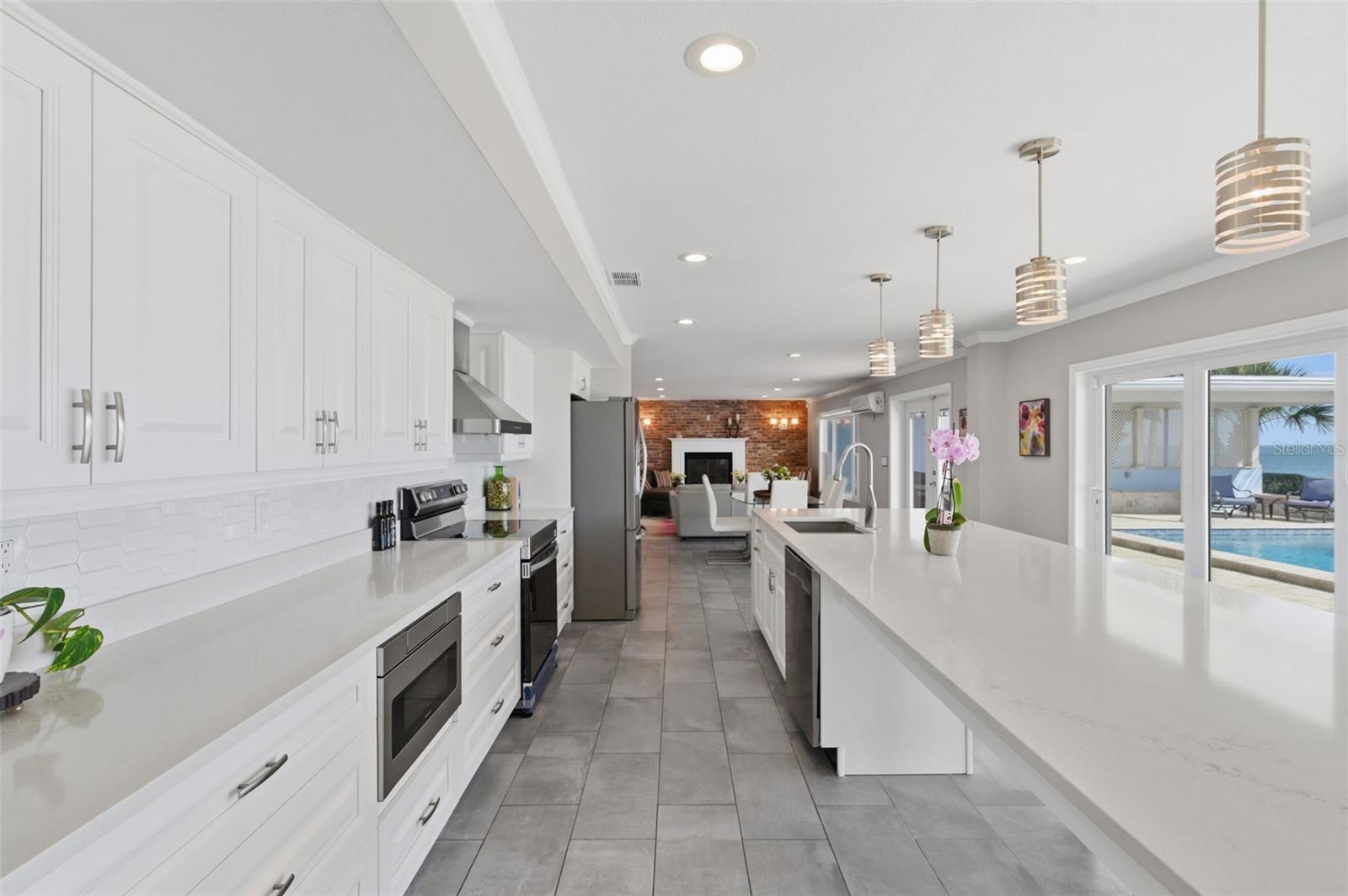 PINELLAS POINT SKYVIEW SHORES 4TH ADD - Residential