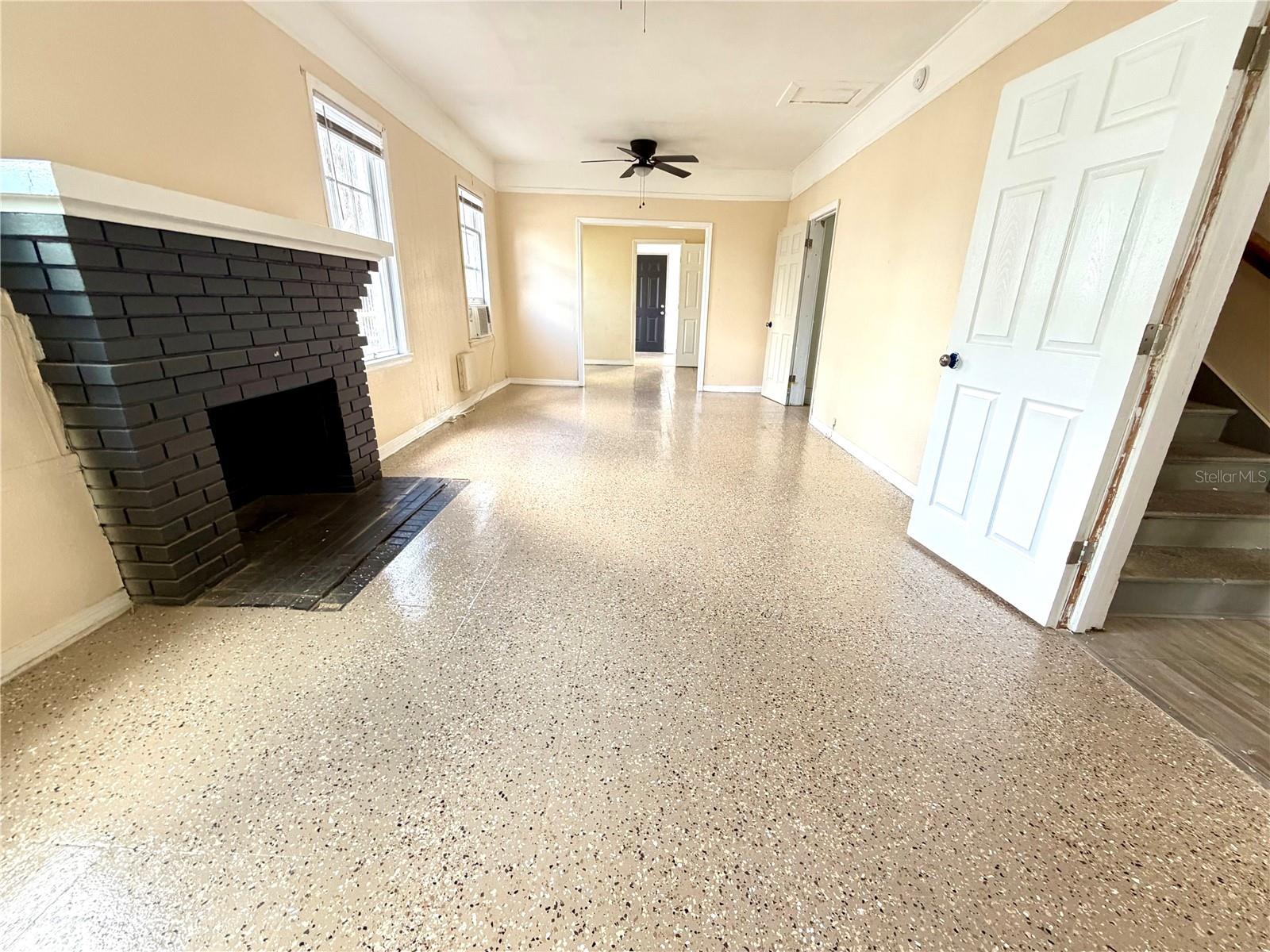 WINTER HAVEN HEIGHTS - Residential