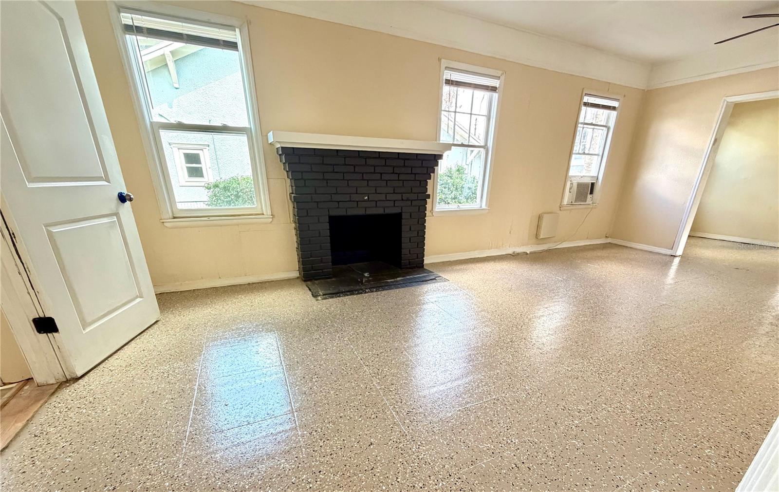 WINTER HAVEN HEIGHTS - Residential