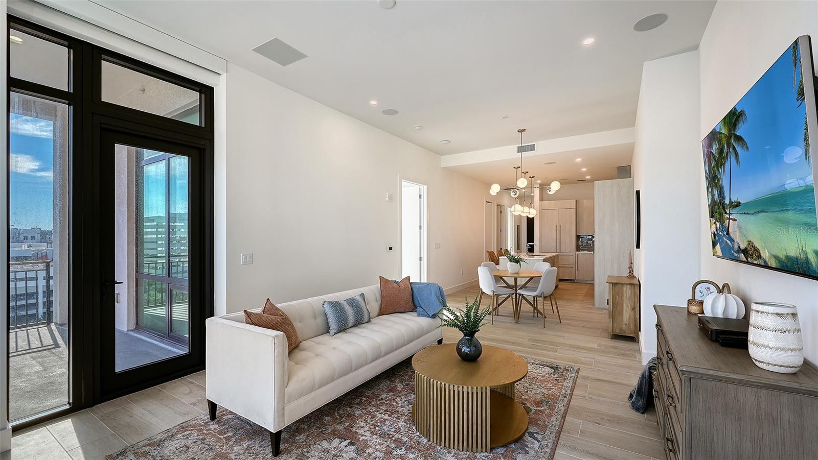 THE DEMARCAY - Residential