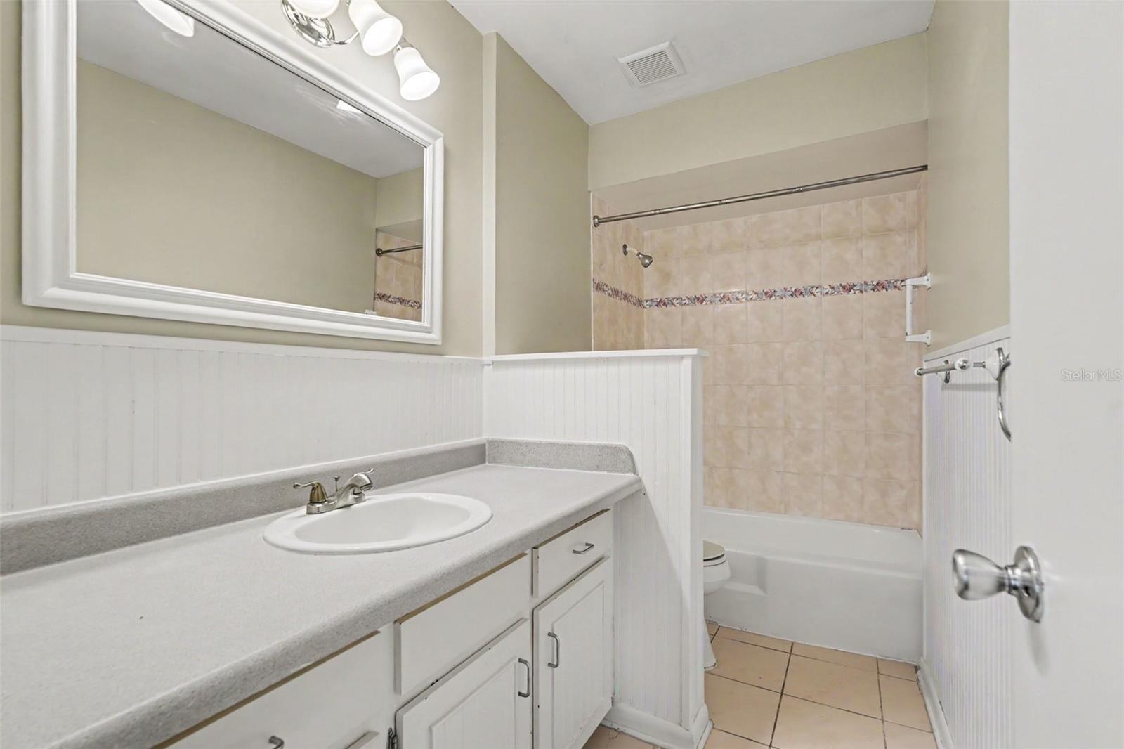 FOUR WINDS ESTATES UNIT 3 - Residential