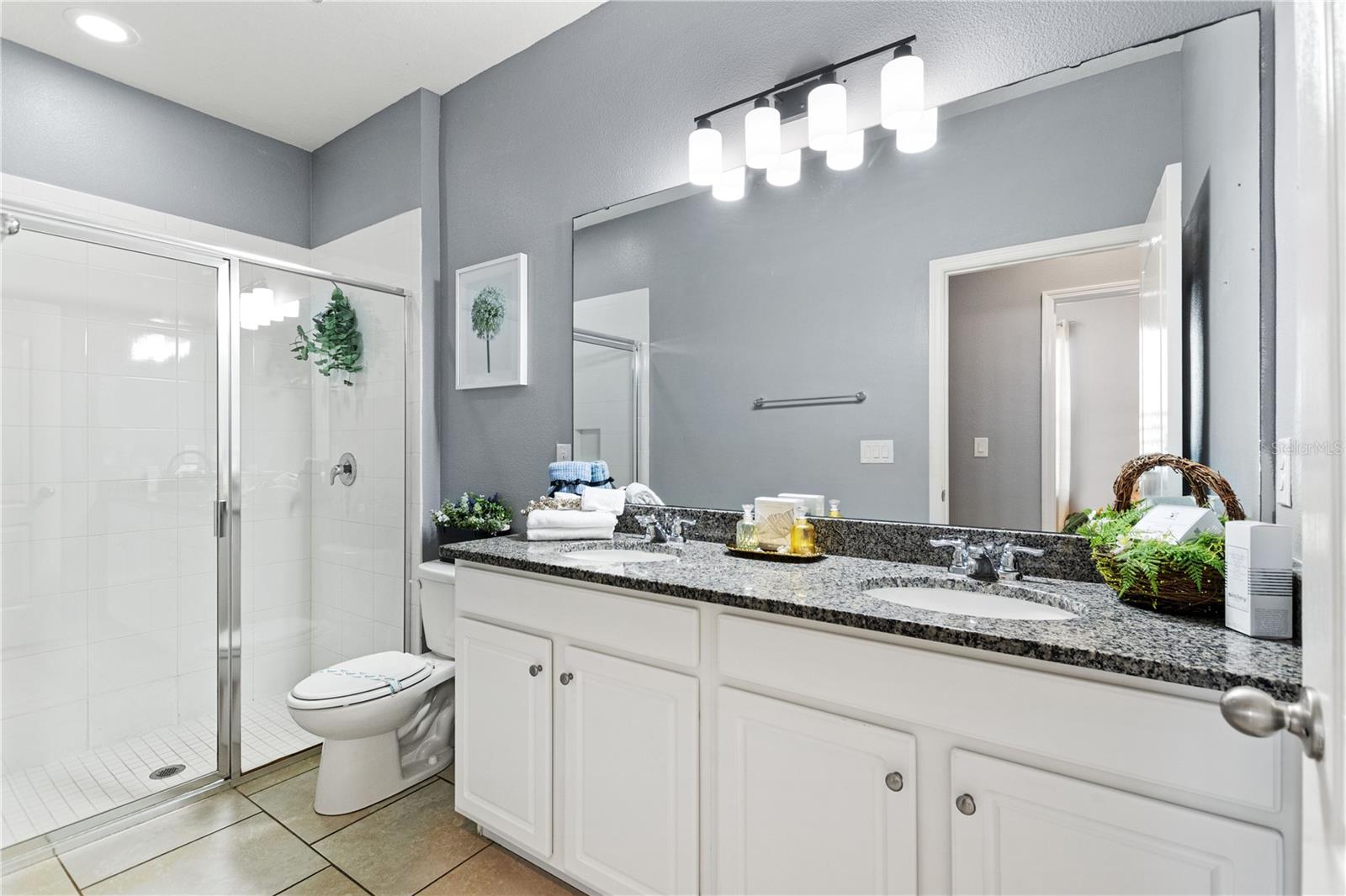 OAKMONT TWNHMS PH 1 - Residential