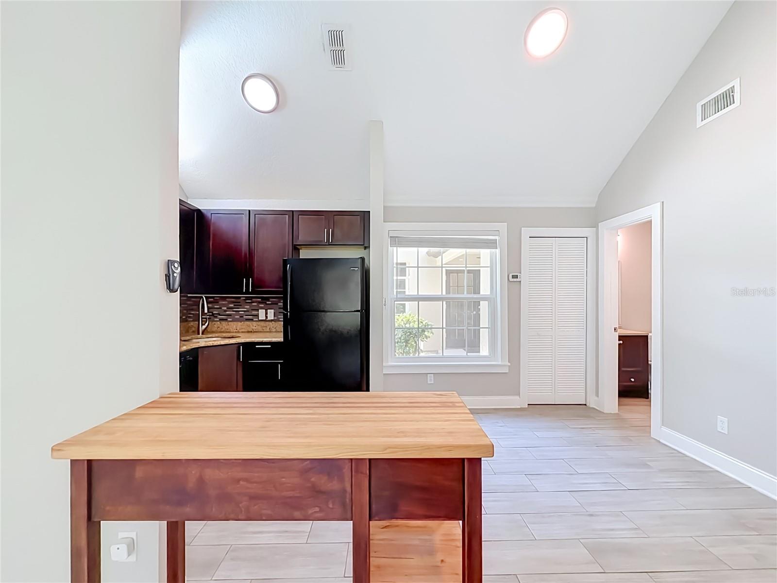 BARCLAY PLACE A CONDO - Residential