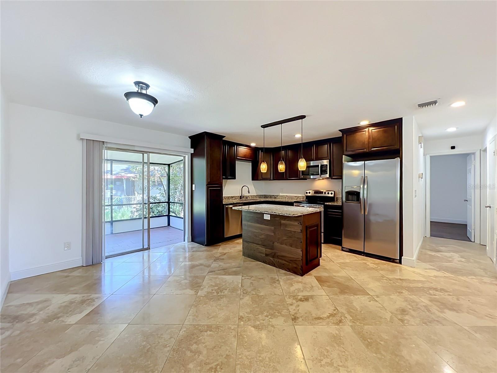 VILLAS AT SIGNAL HILL - Residential