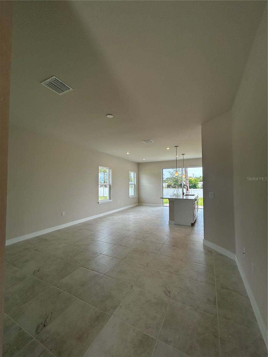 KENDALL POINTE - Residential