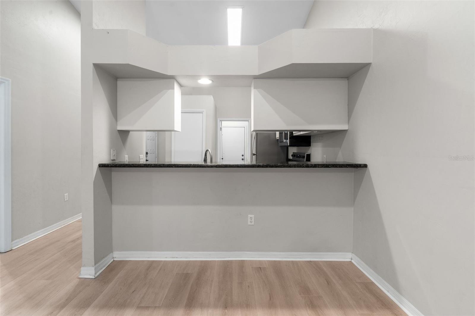 THE GABLES CONDO AT GAINE - Residential