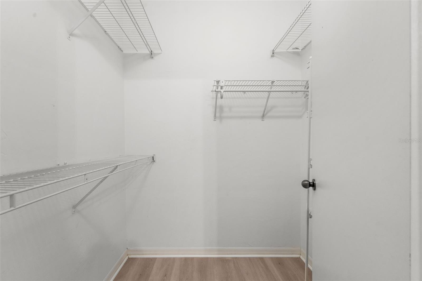THE GABLES CONDO AT GAINE - Residential