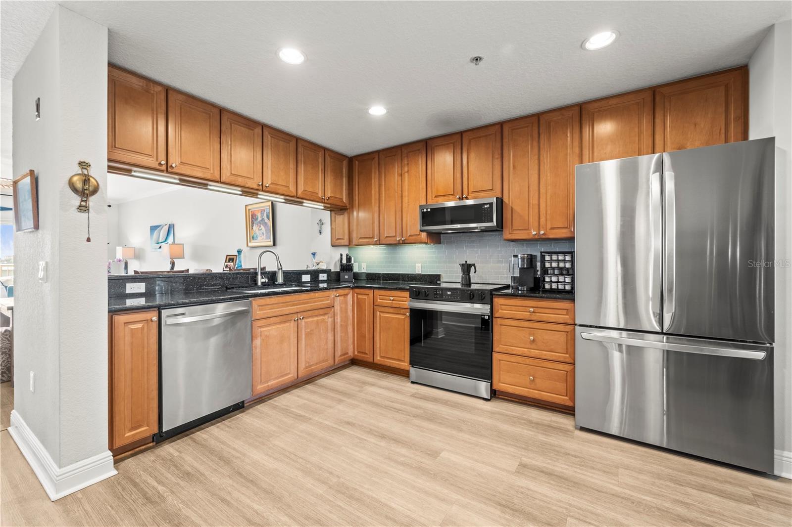SNUG HARBOUR CONDO - Residential