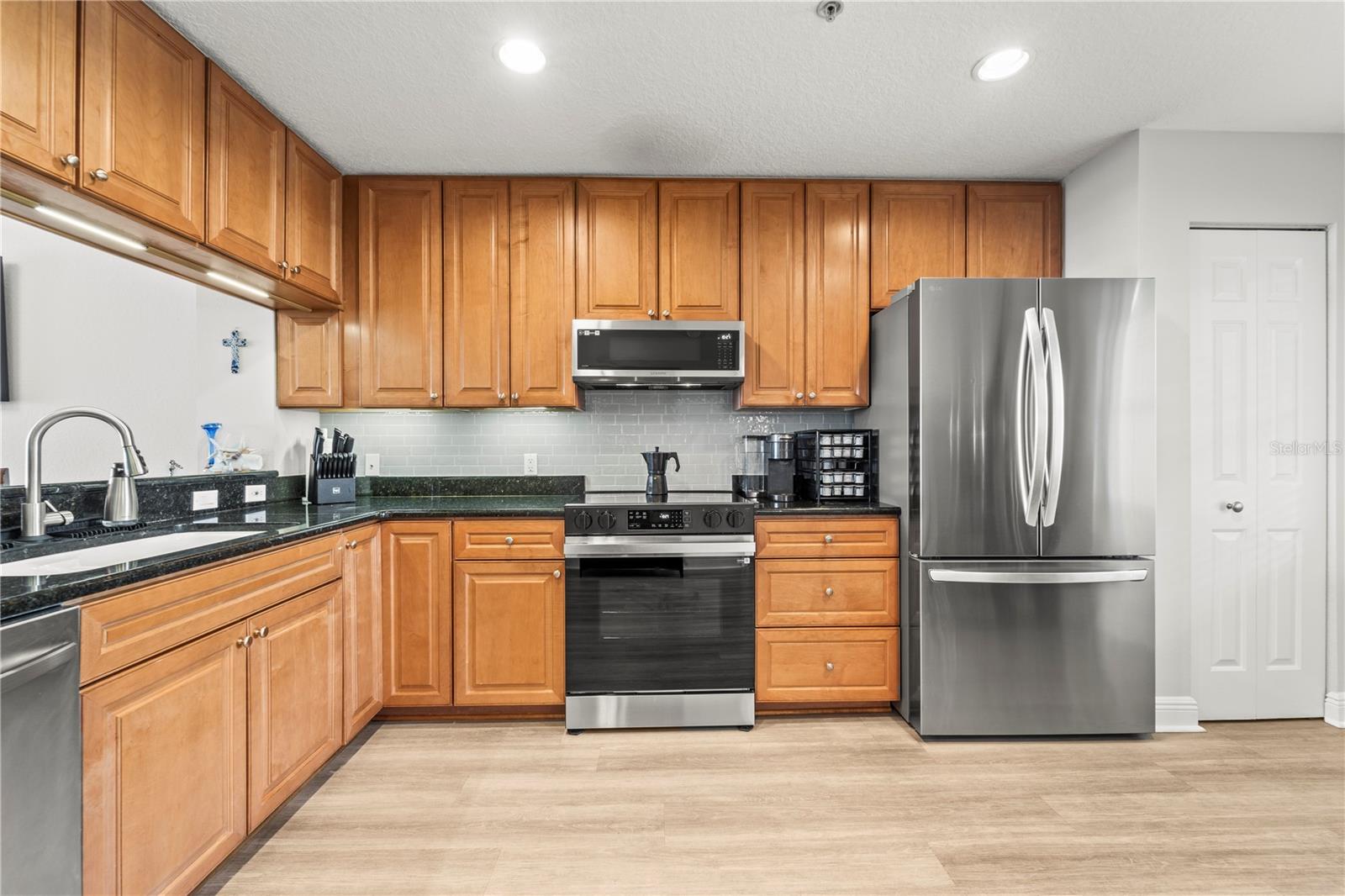SNUG HARBOUR CONDO - Residential