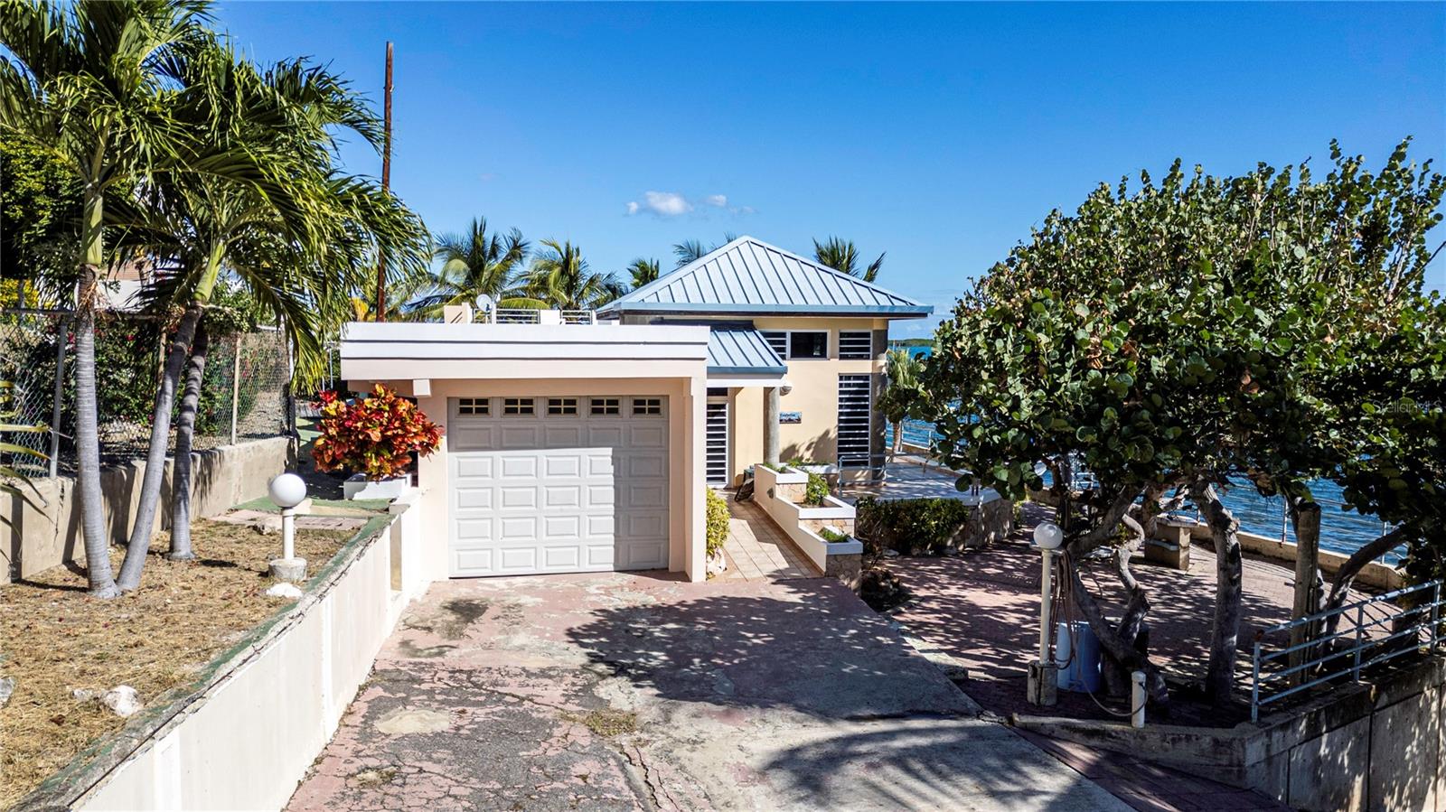 SAN JACINTO - Residential