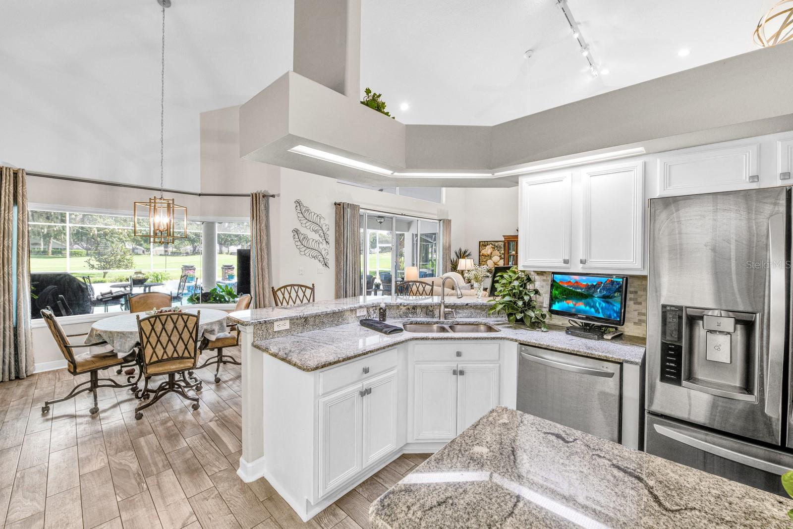 MOUNT DORA COUNTRY CLUB MOUNT DORA PH 02-2 - Residential