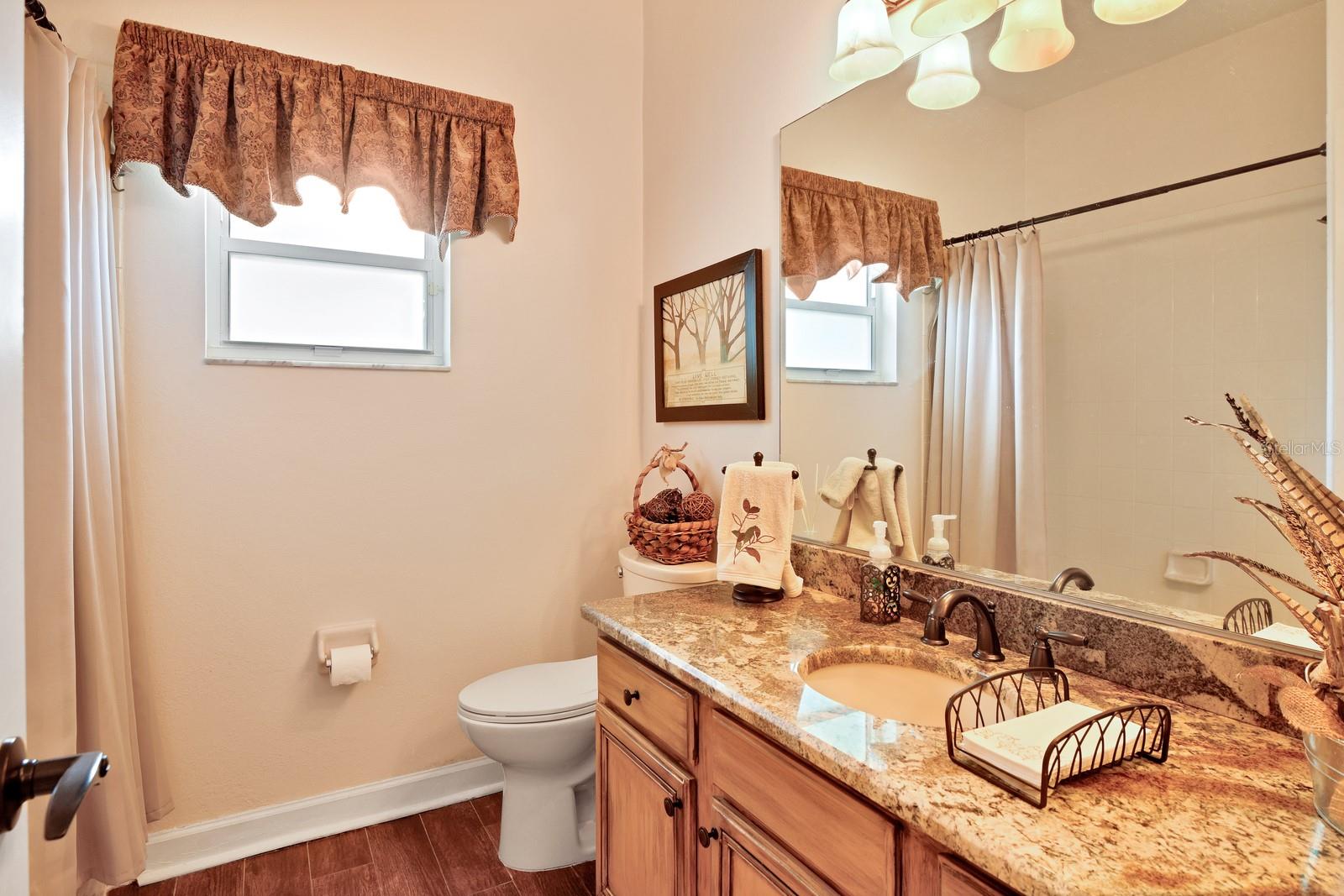 MOUNT DORA COUNTRY CLUB MOUNT DORA PH 02-2 - Residential