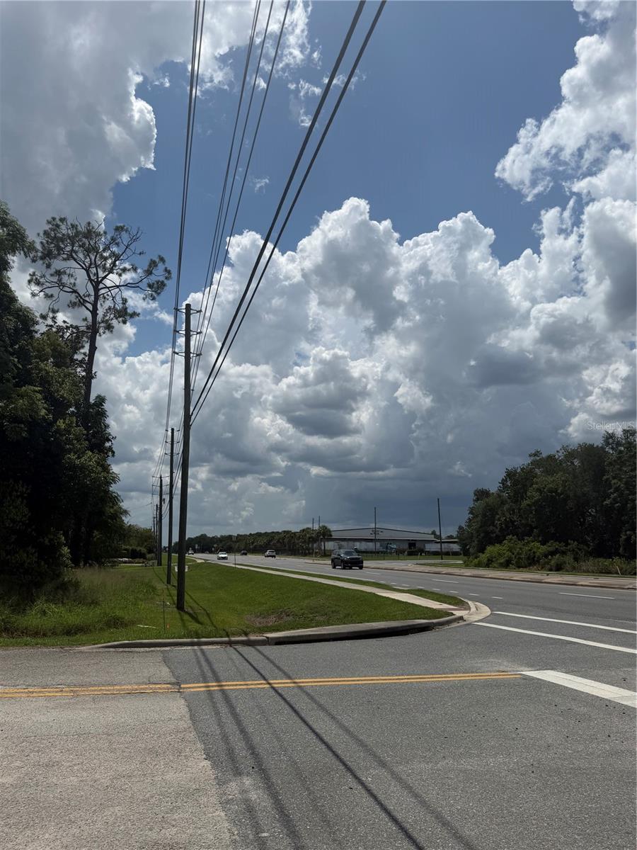 GROVELAND LITTLE ACRES BLK 03 W 21 FT BLK 04 - Land