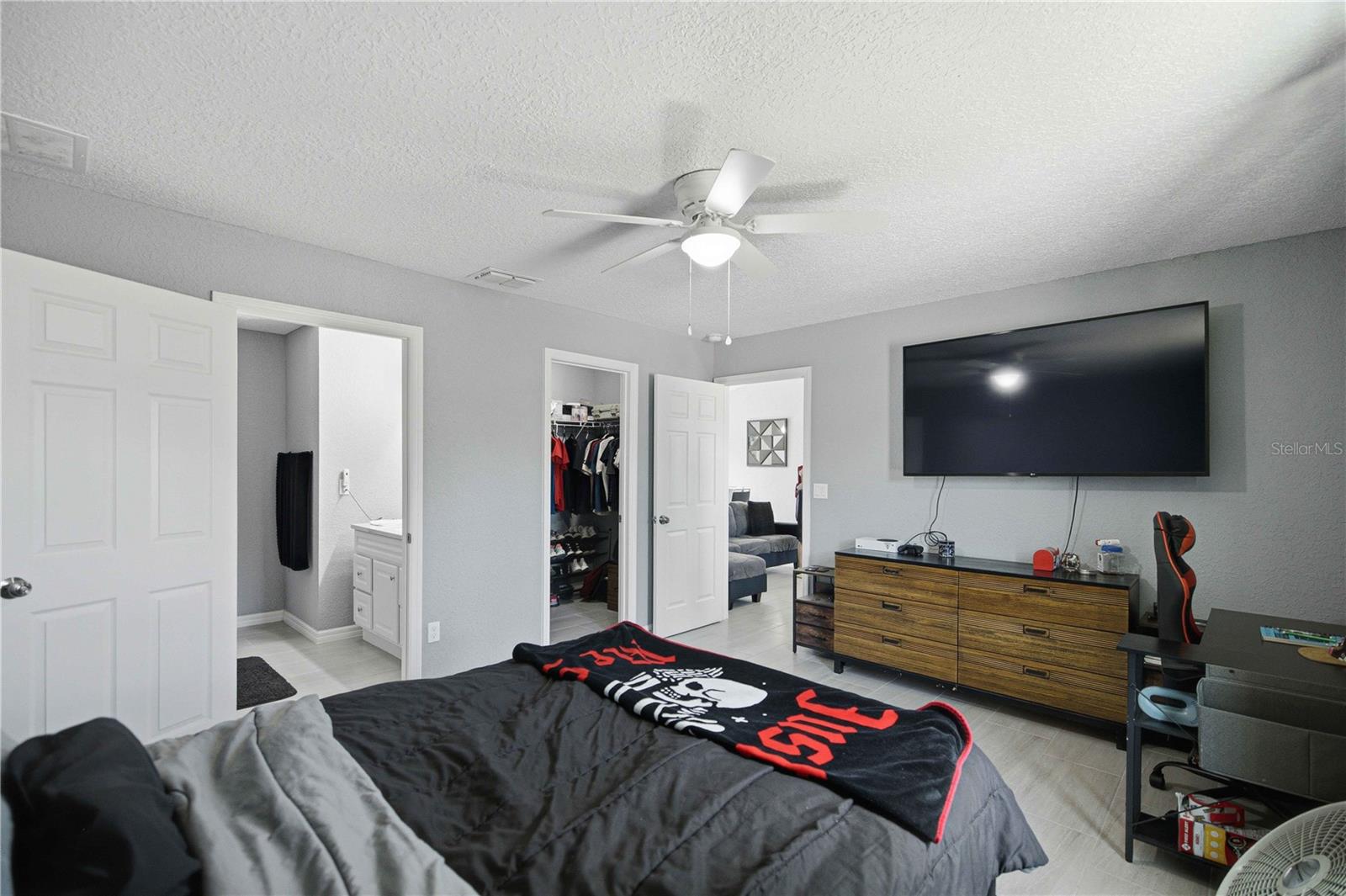 MARION OAKS UN 6 - Residential