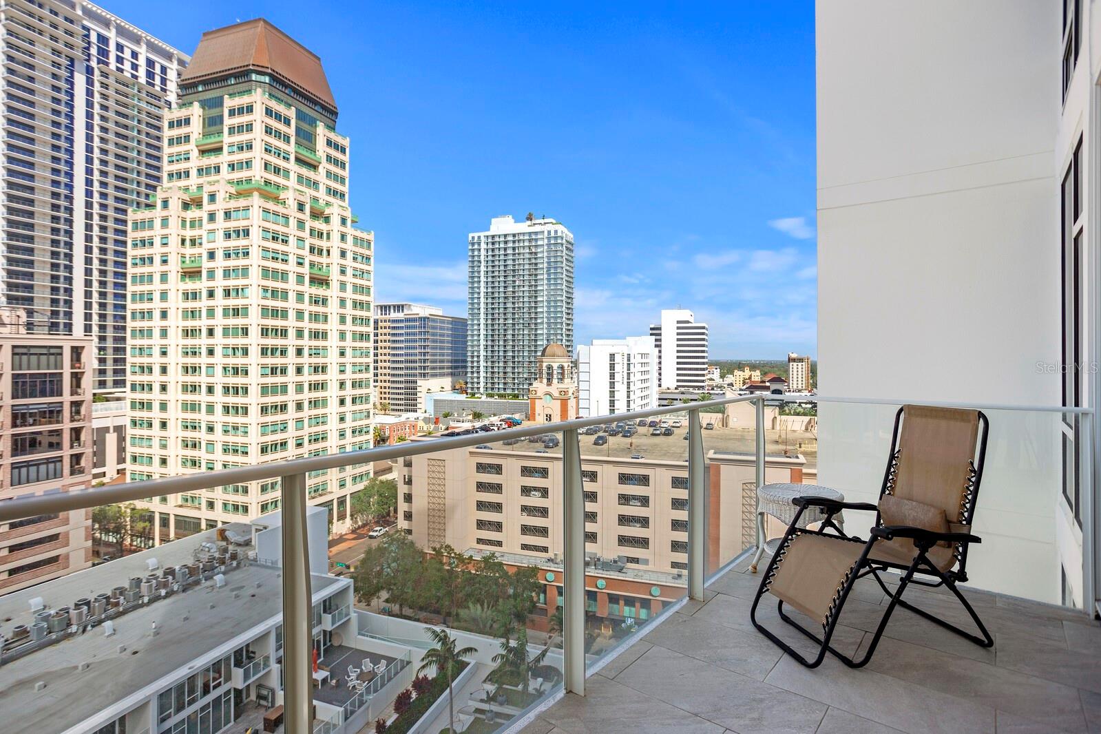 SIGNATURE PLACE CONDO - Residential