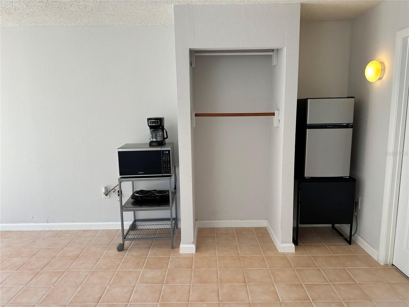 ALLIANCE CONDO - Residential