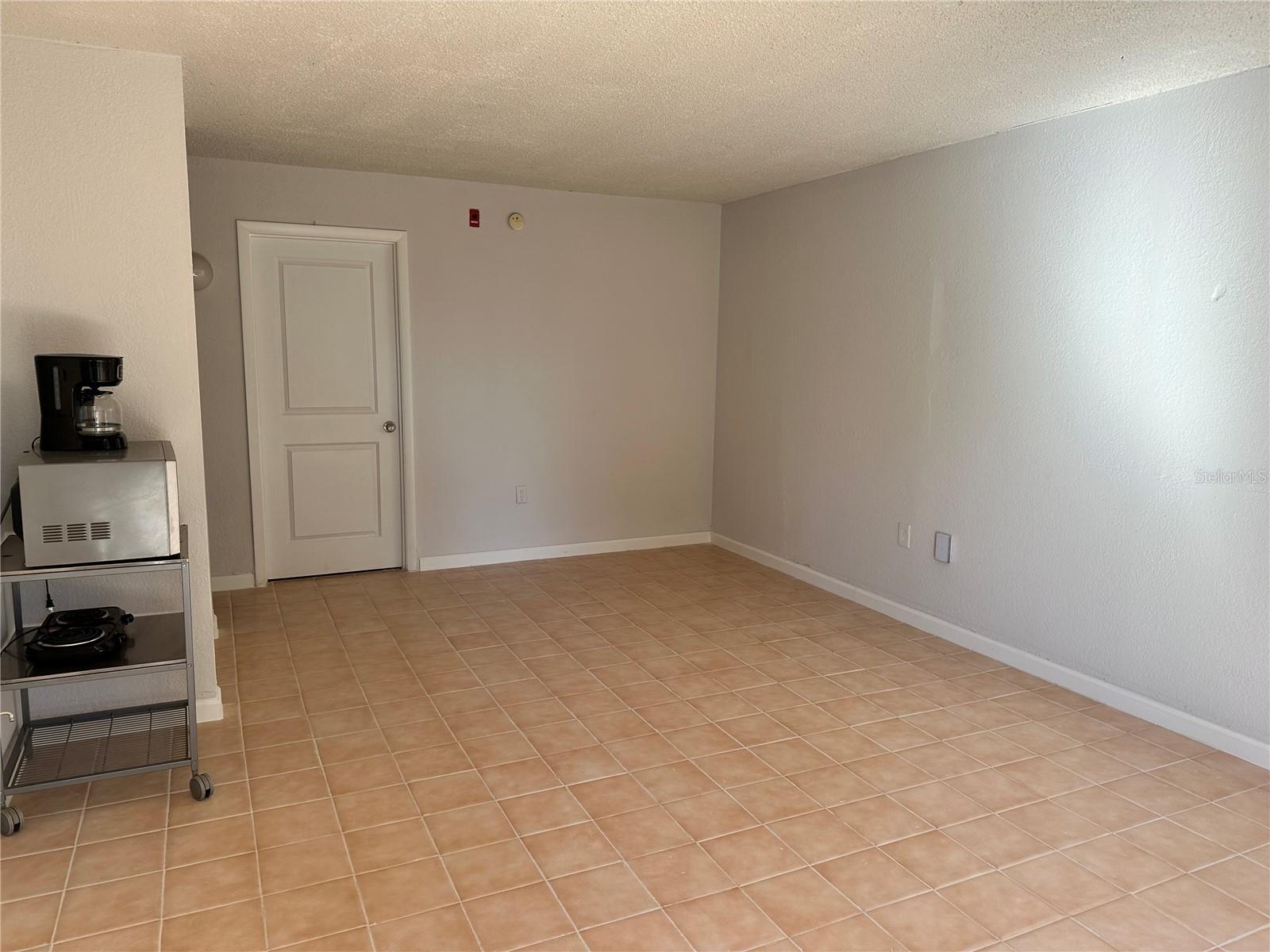 ALLIANCE CONDO - Residential