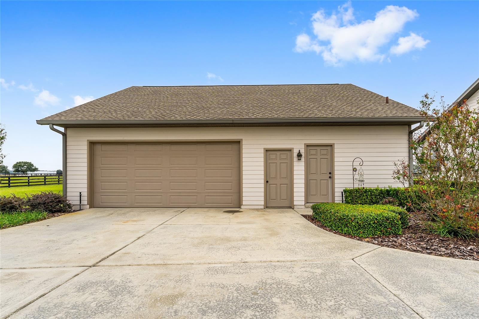 EMERALD MILE FARMS - Residential
