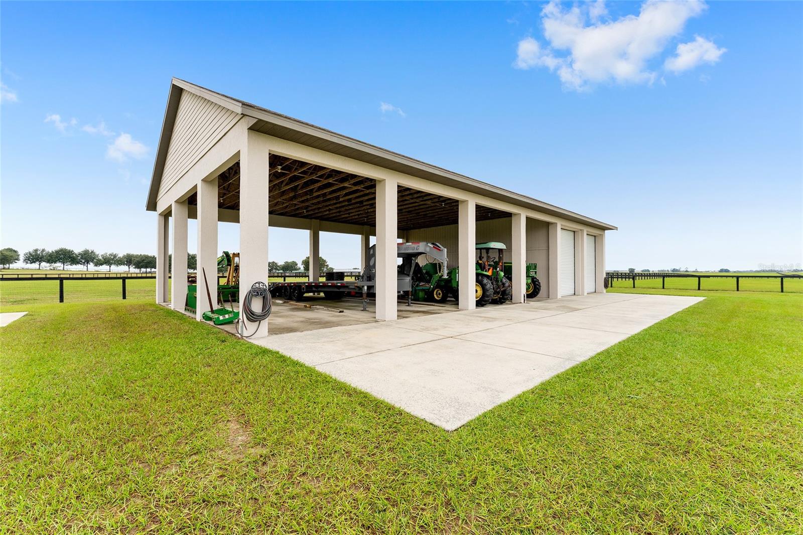 EMERALD MILE FARMS - Residential