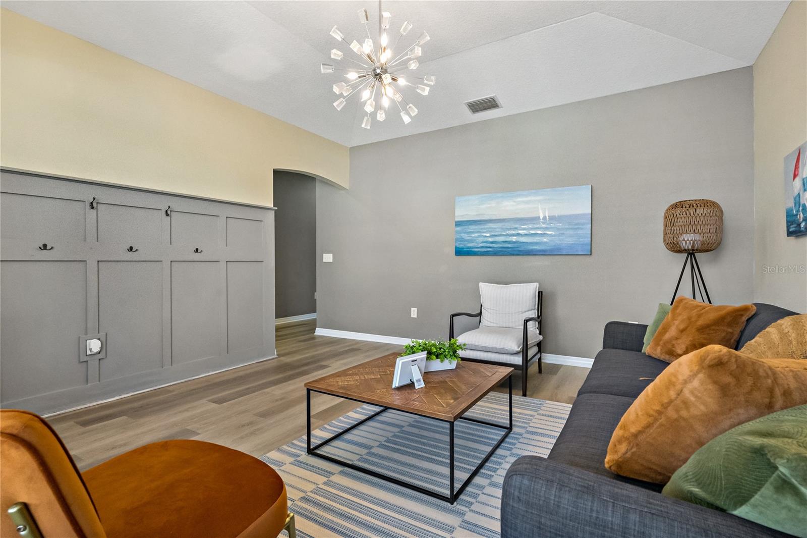ORANGE HEIGHTS - Residential