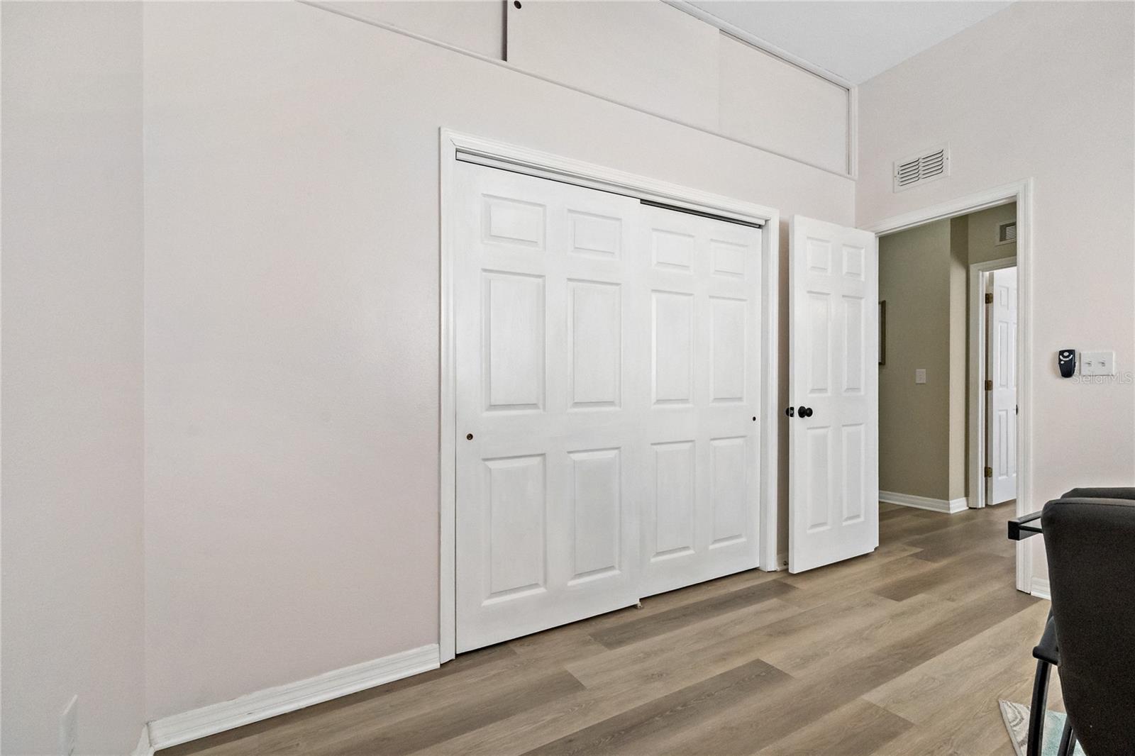 ORANGE HEIGHTS - Residential