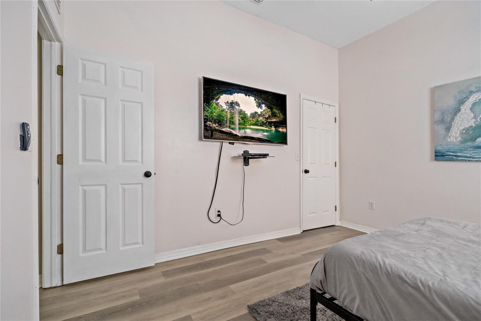 ORANGE HEIGHTS - Residential