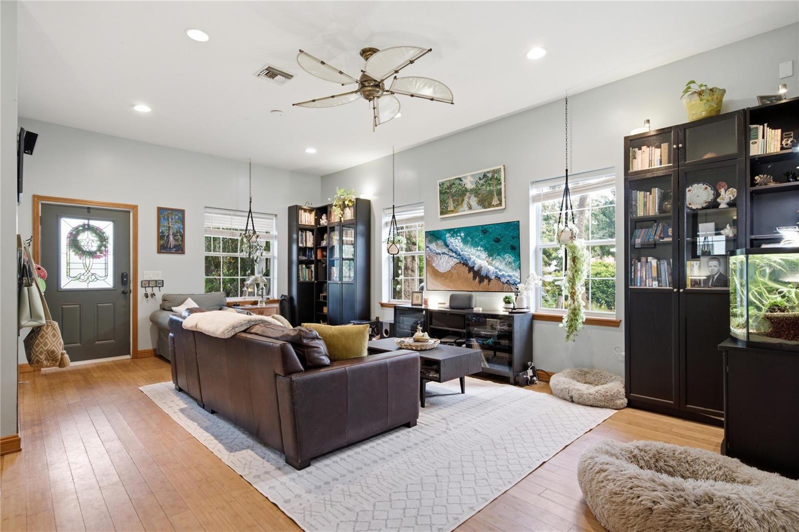 MAGNOLIA PLACE - Residential