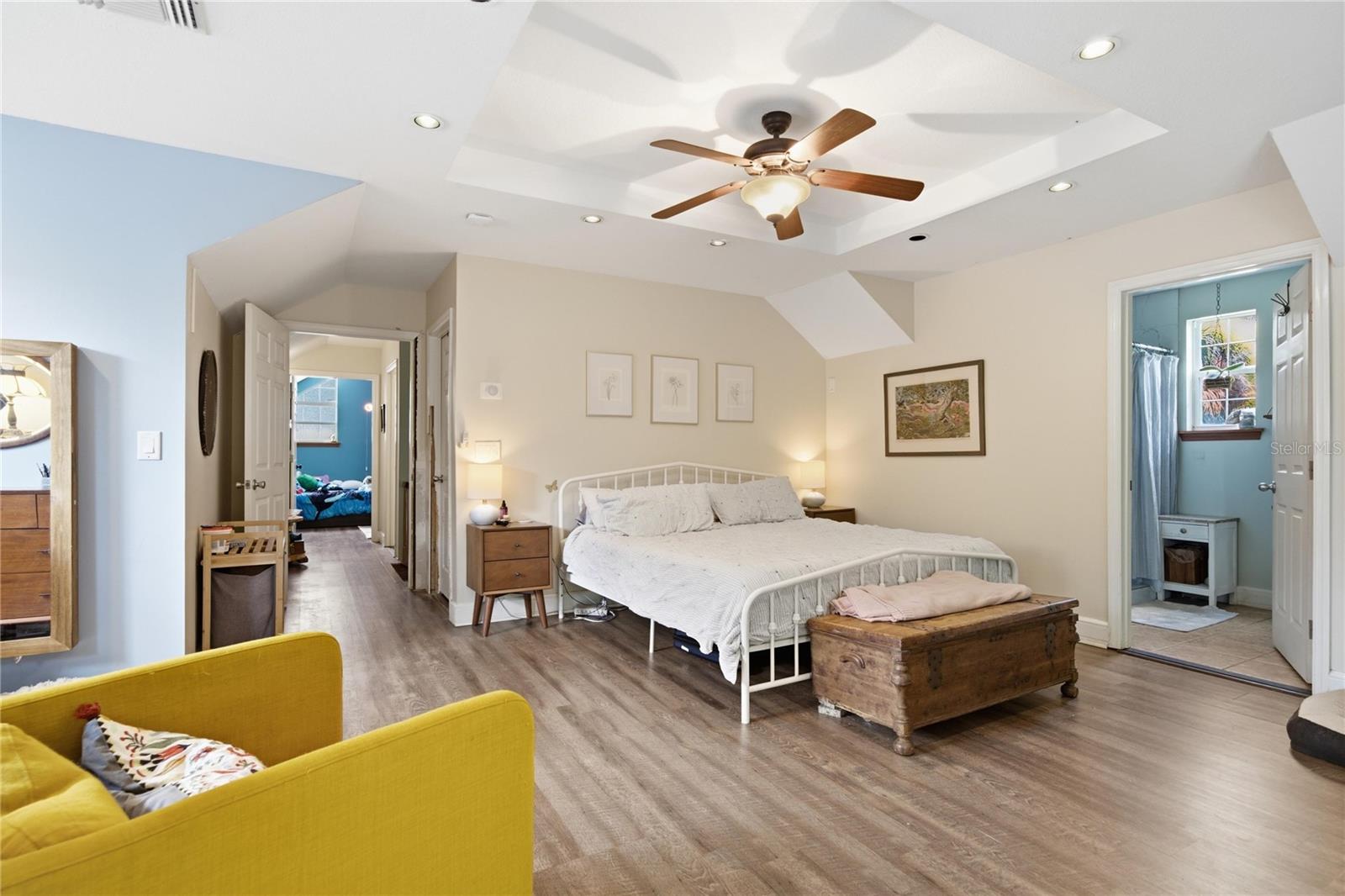 MAGNOLIA PLACE - Residential