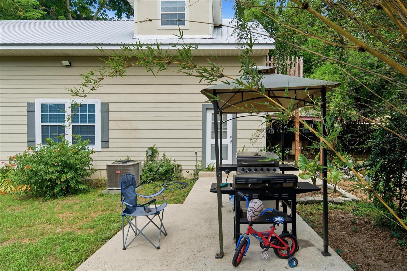 MAGNOLIA PLACE - Residential