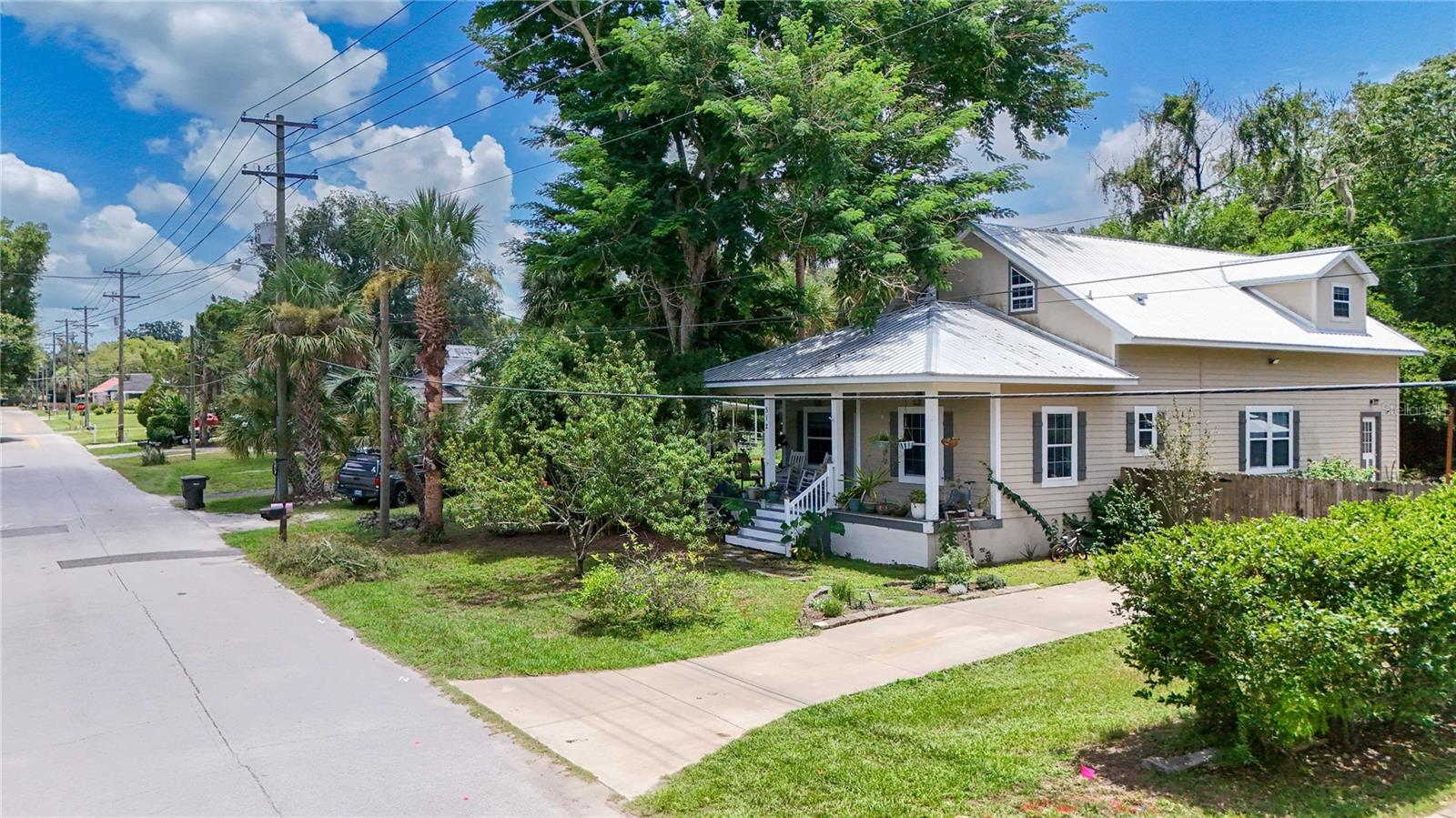 MAGNOLIA PLACE - Residential