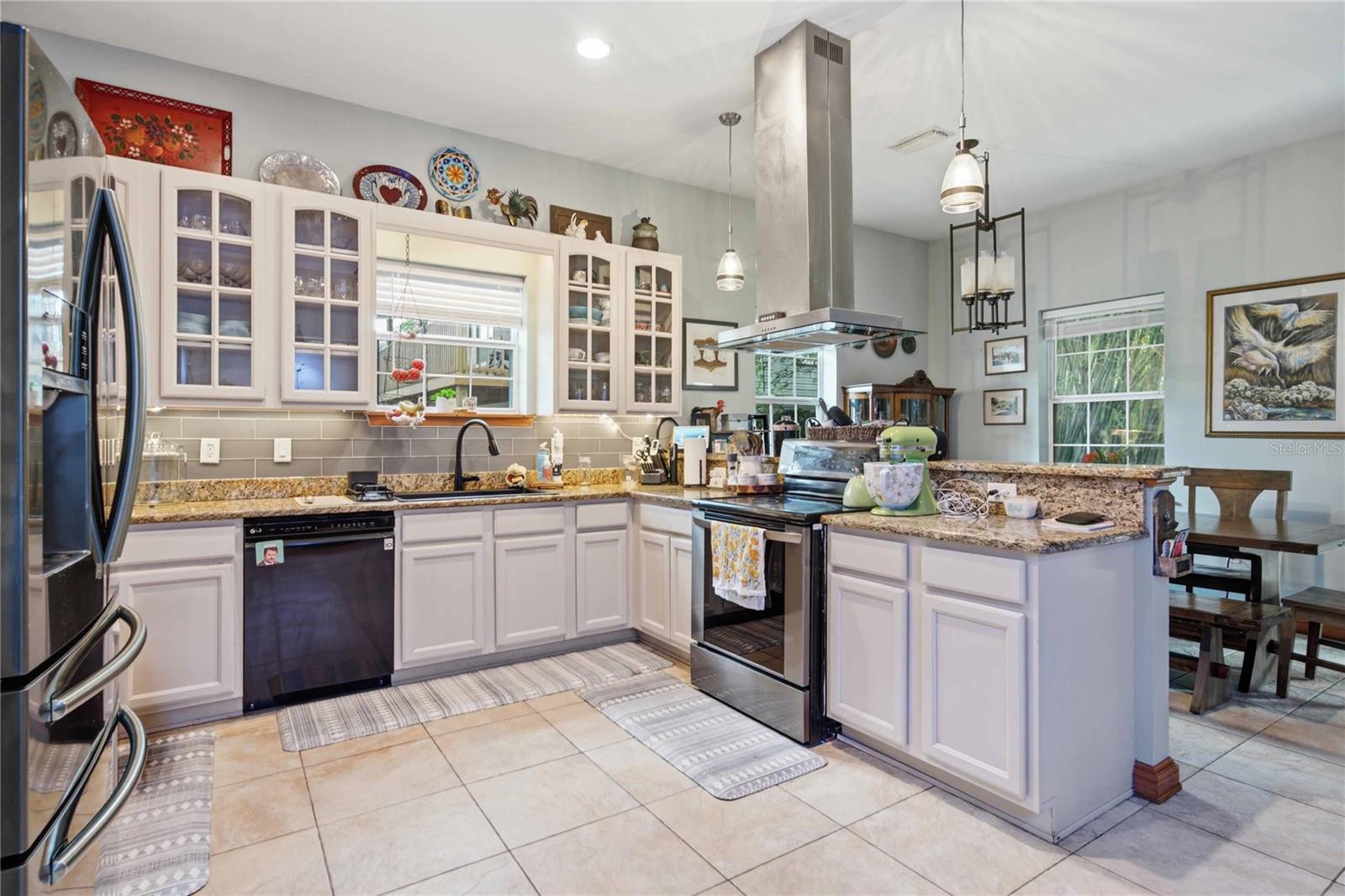 MAGNOLIA PLACE - Residential