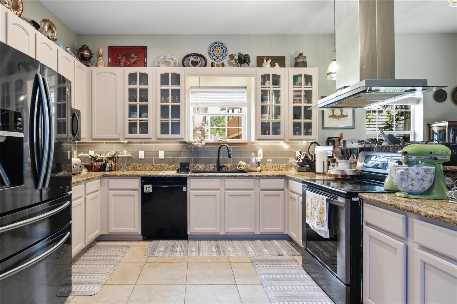 MAGNOLIA PLACE - Residential