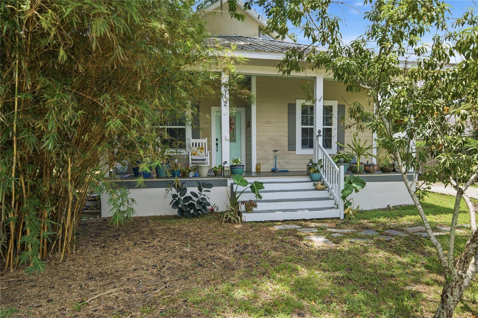 MAGNOLIA PLACE - Residential