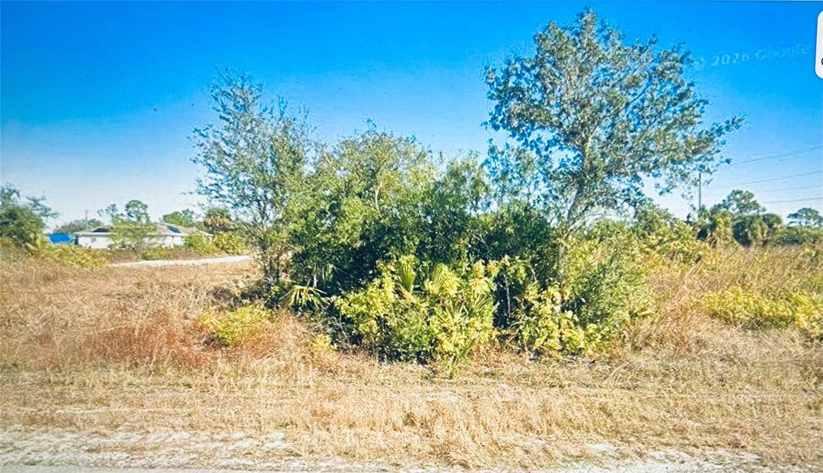 LEHIGH ACRES - Land
