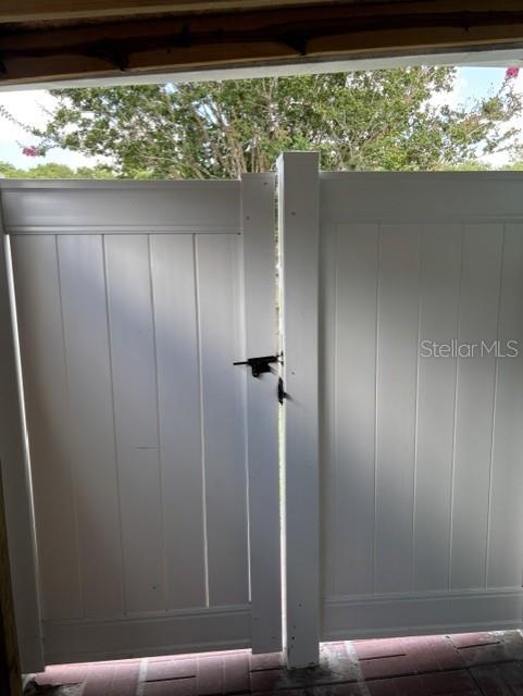 MEADOW WOODS VILLAGE 04 - Residential Lease