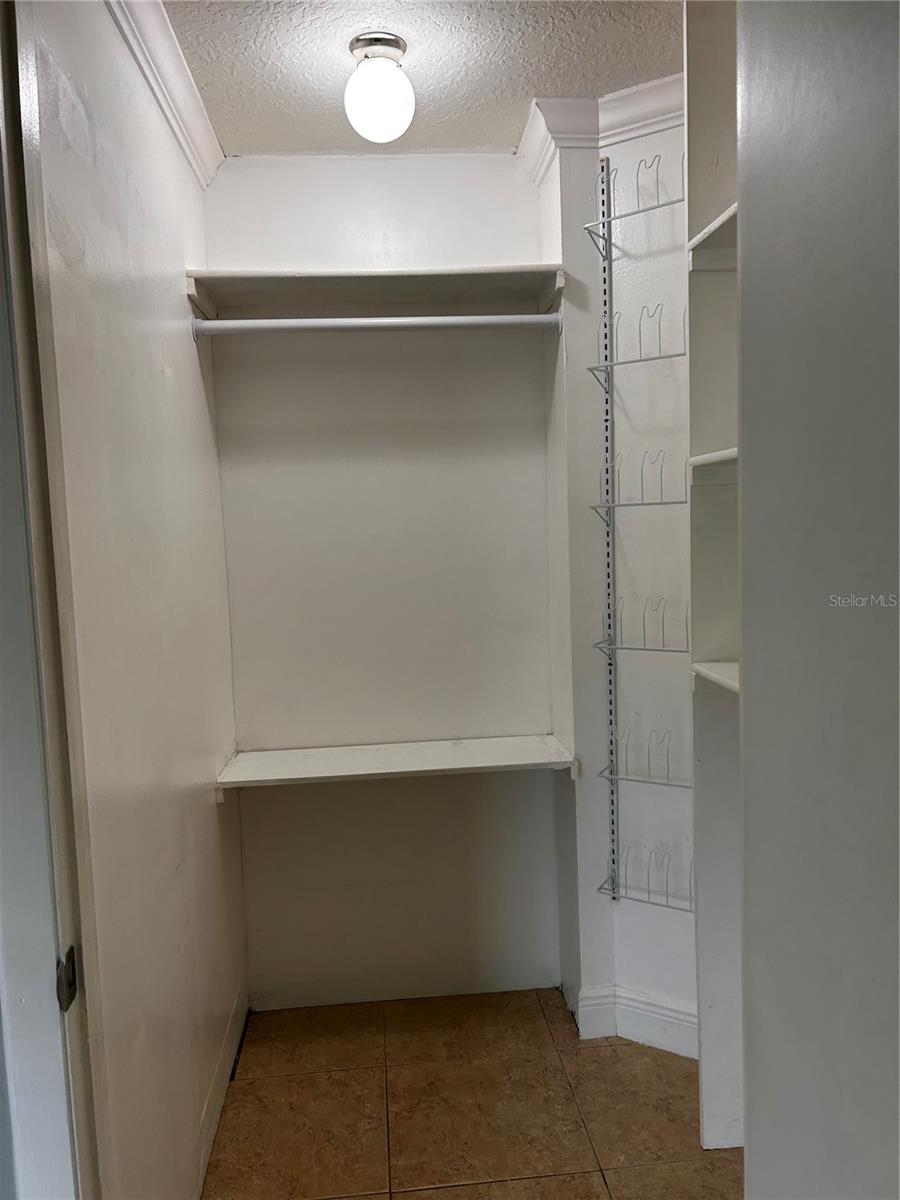 MEADOW WOODS VILLAGE 04 - Residential Lease