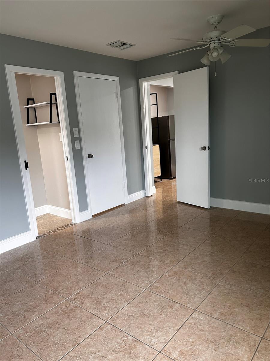MEADOW WOODS VILLAGE 04 - Residential Lease