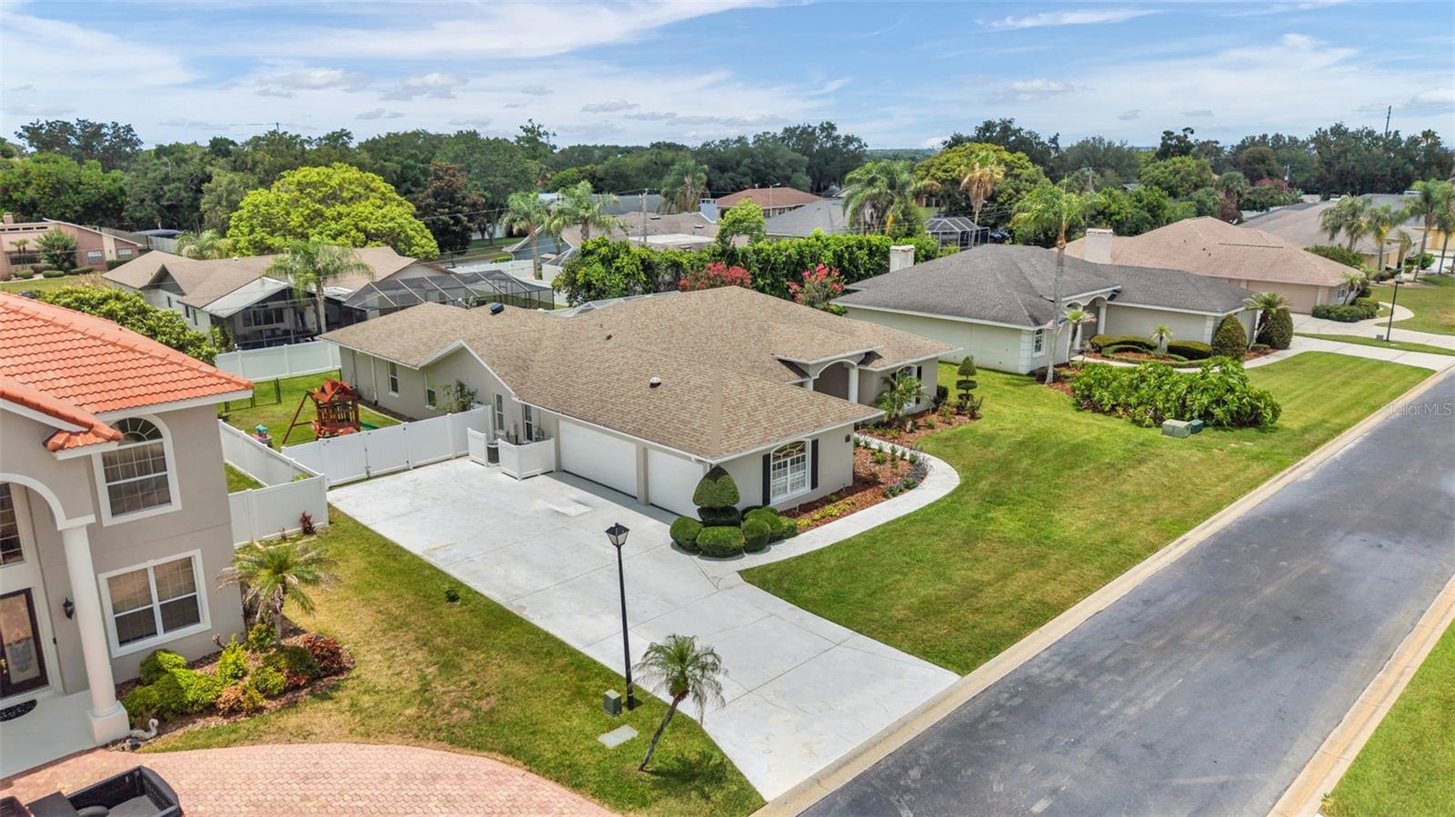HIGHLANDS VISTA - Residential