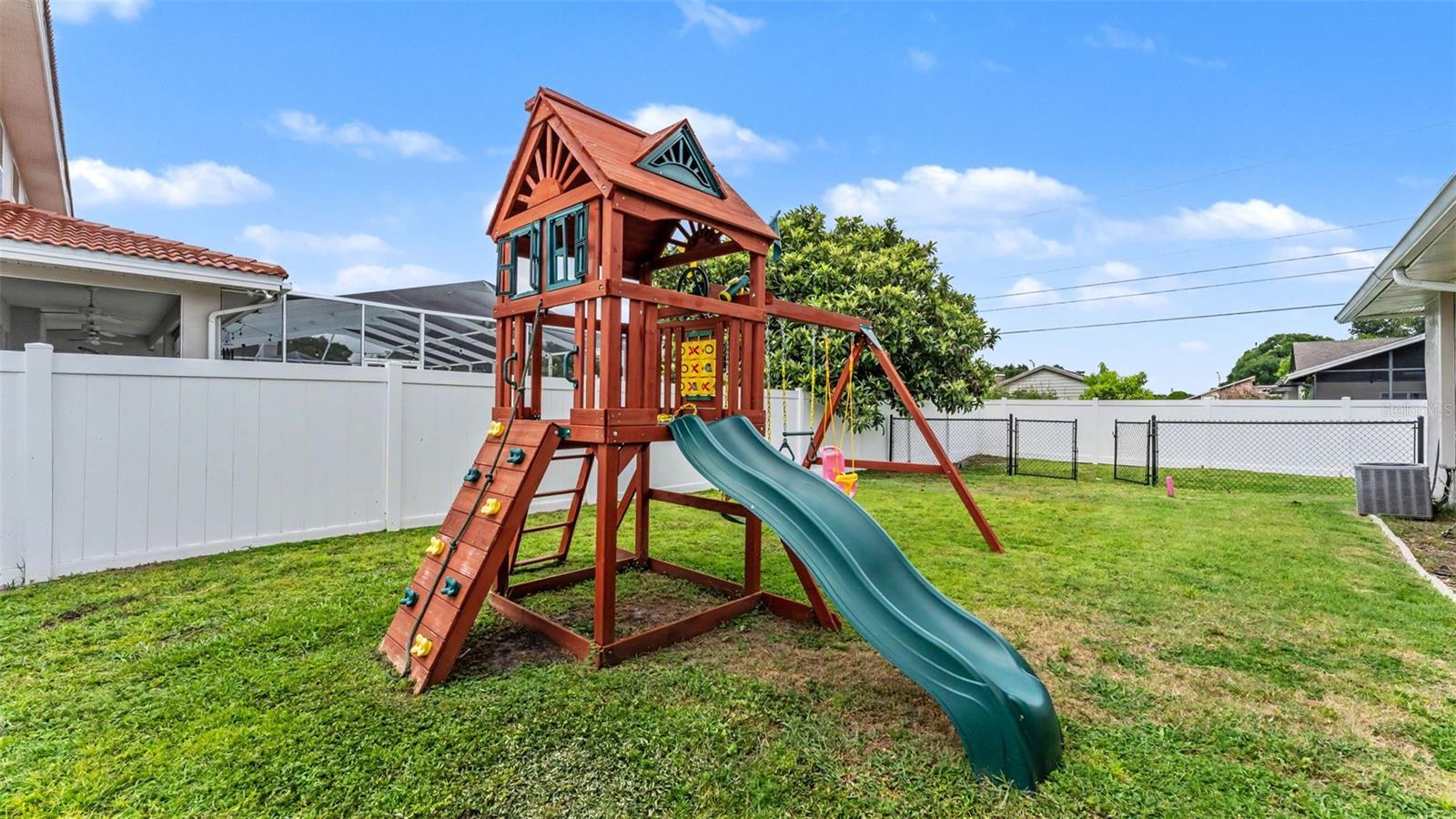 HIGHLANDS VISTA - Residential
