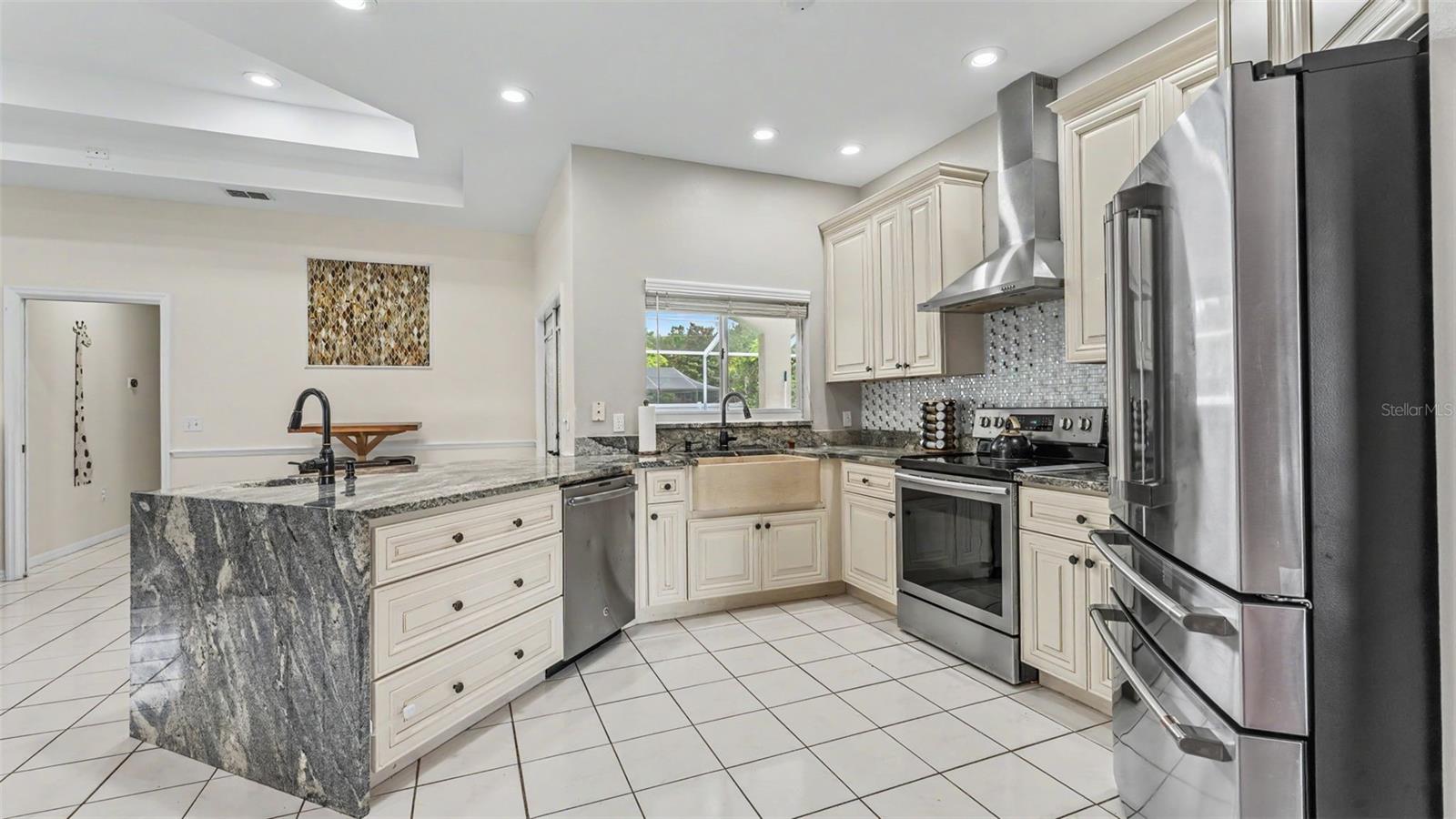 HIGHLANDS VISTA - Residential