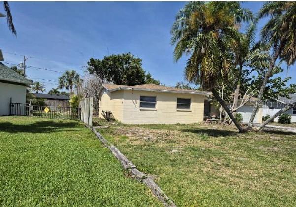 PASADENA ISLE - Residential