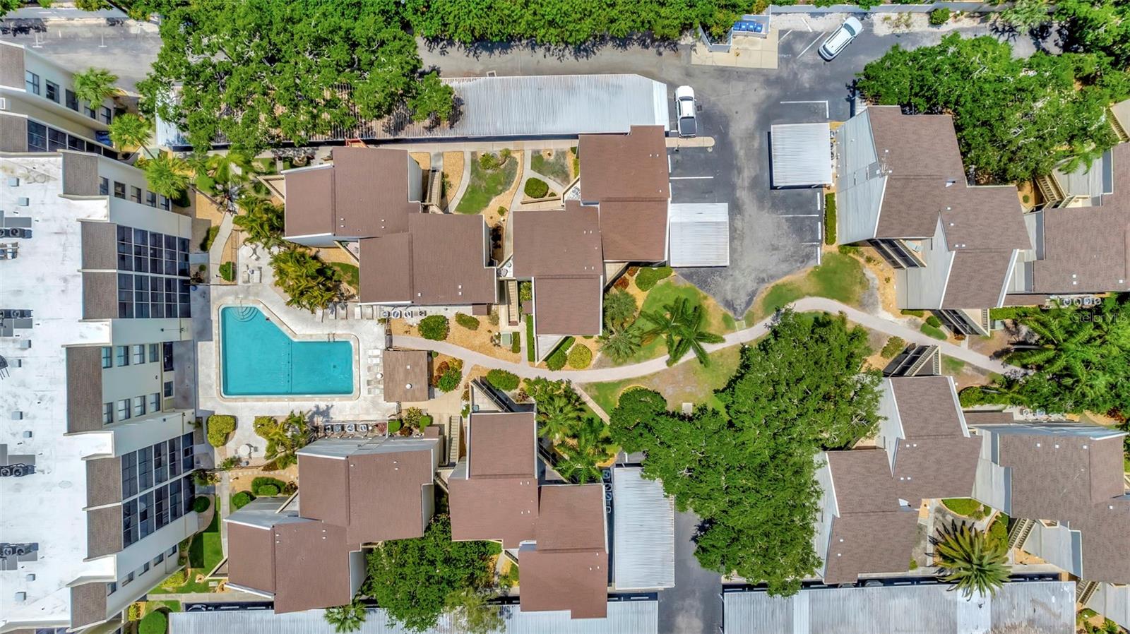BAY OAKS - Residential