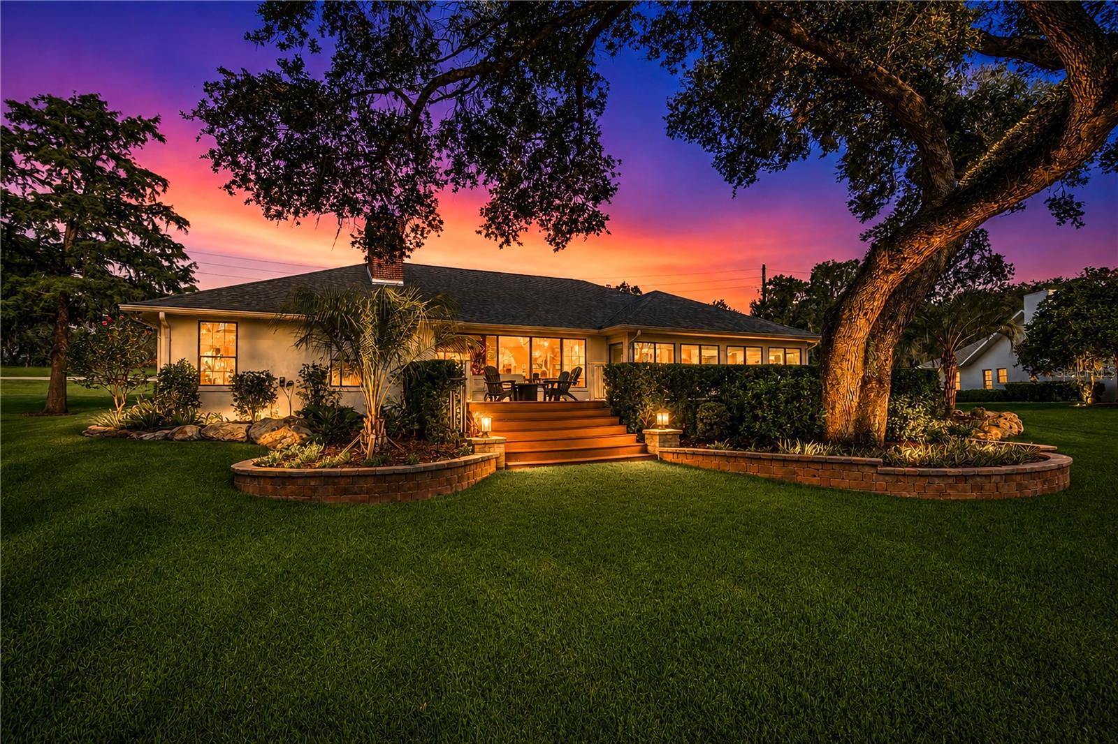 GOLDEN HILLS - Residential