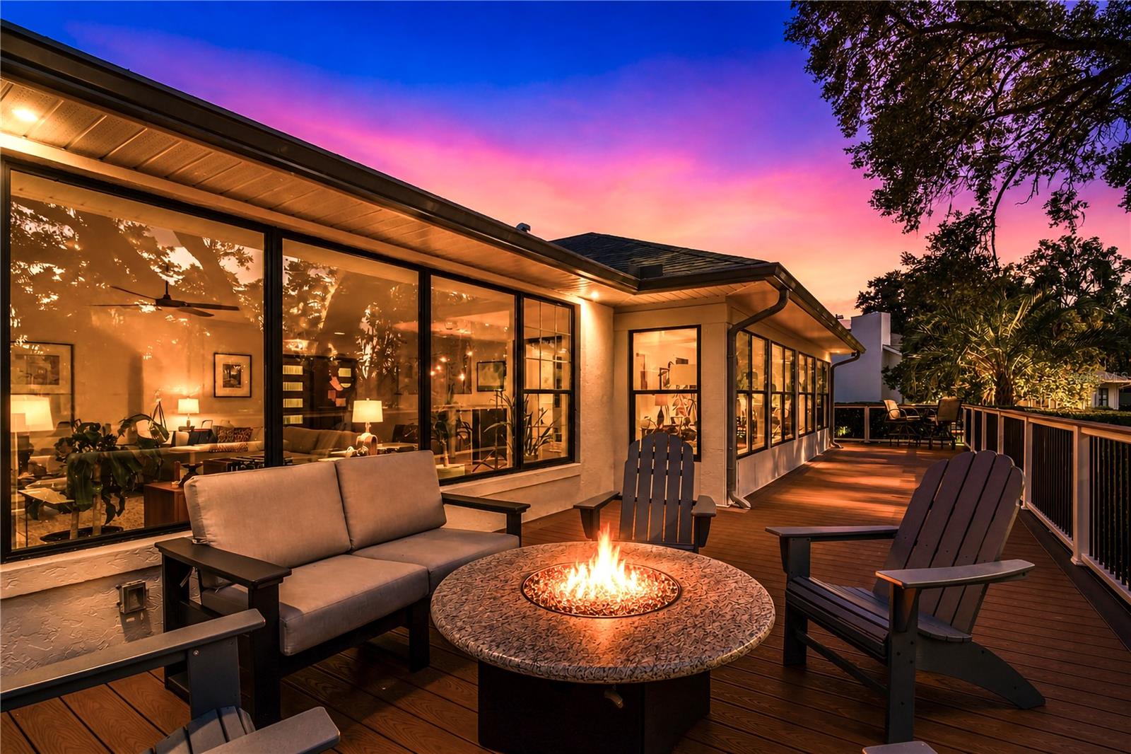 GOLDEN HILLS - Residential