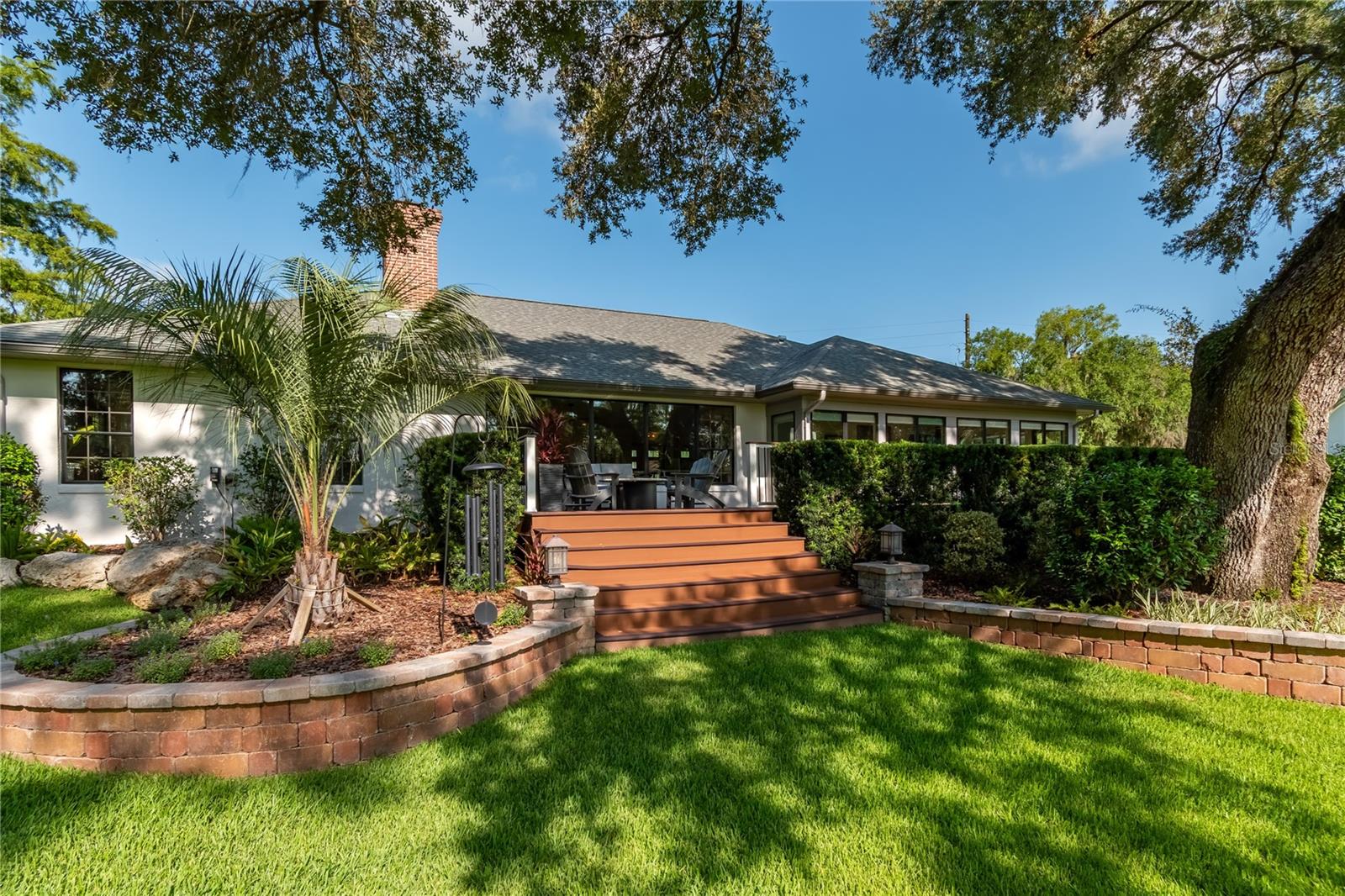 GOLDEN HILLS - Residential