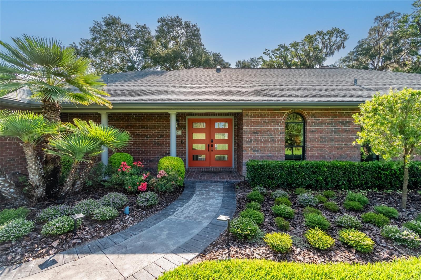 GOLDEN HILLS - Residential